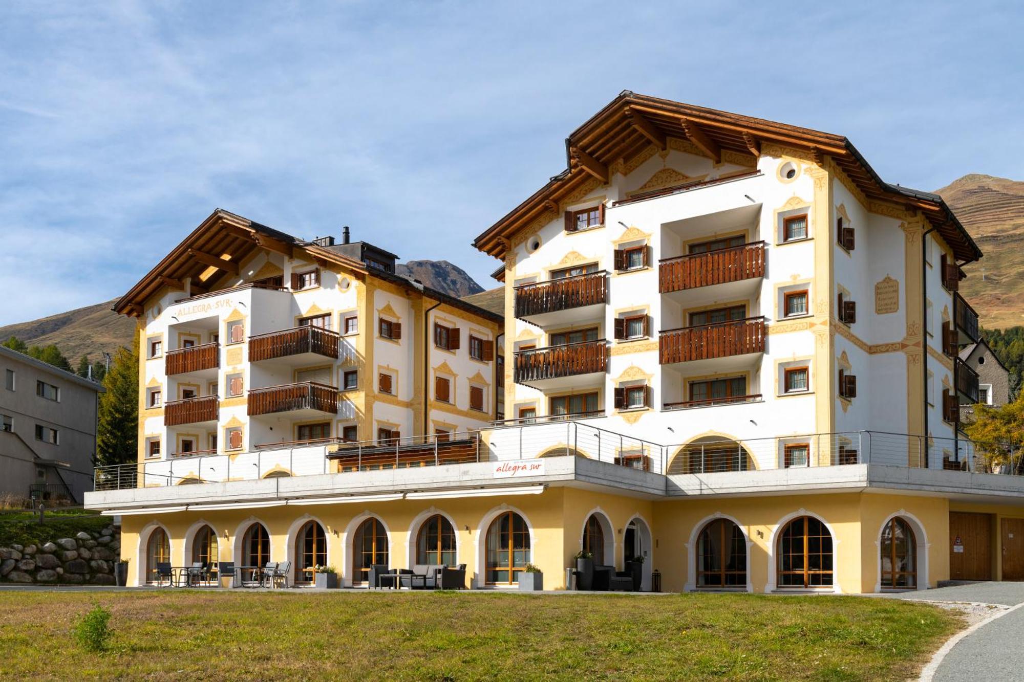 Ferienwohnungen Hotel Allegra Zuoz Exterior photo